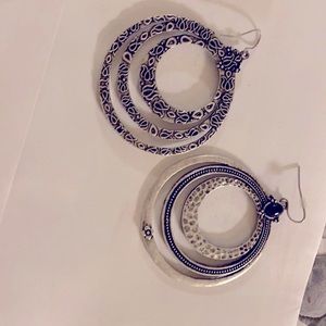 Rare find stunning earrings for any Occasion